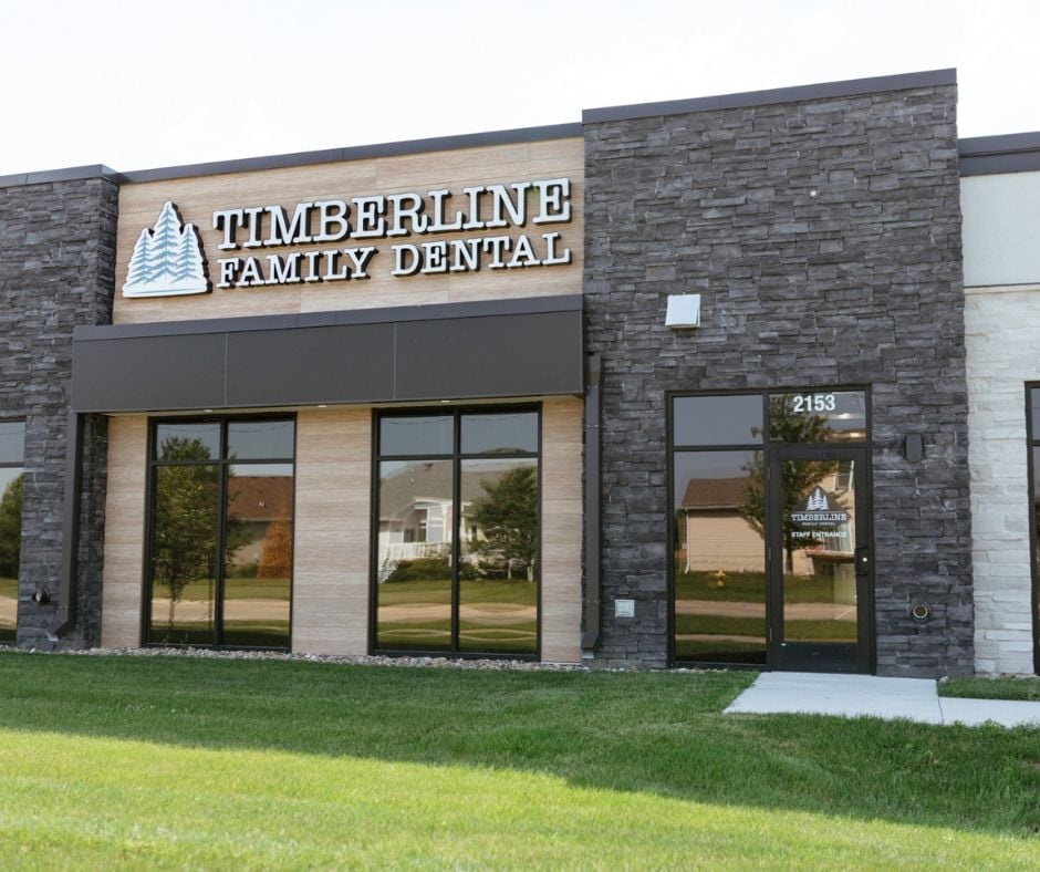 Dentist in Clive, IA